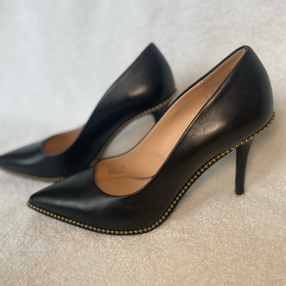 COACH WAVERLY PUMP - Like New